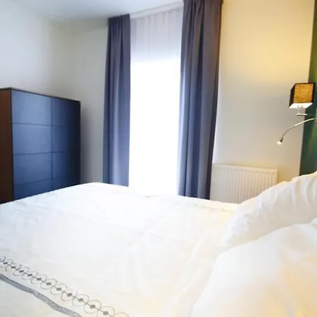 Morze, Basen&spa I Spokoj Piec Morz W Sianozetach Apartment Sianozety