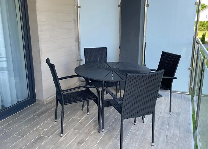 Morze, Basen&spa I Spokoj Piec Morz W Sianozetach Lägenhet Sianozety